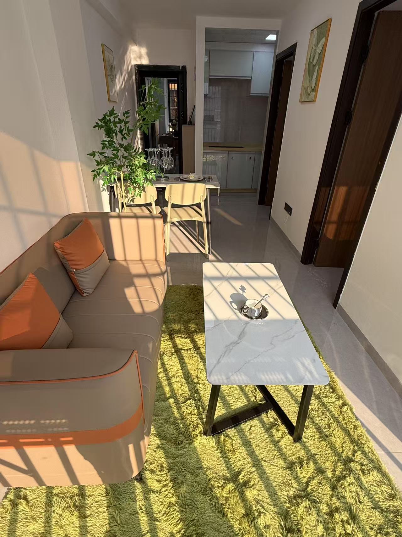 龍崗甘李路[怡景園]