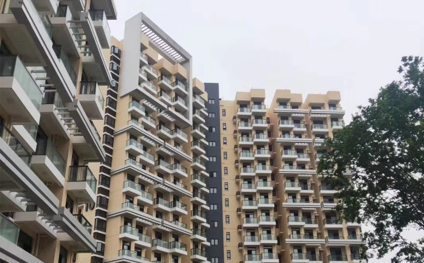 光明大紅本房-鳳凰城公寓 總價(jià)68萬/套起精裝交樓8棟大型花