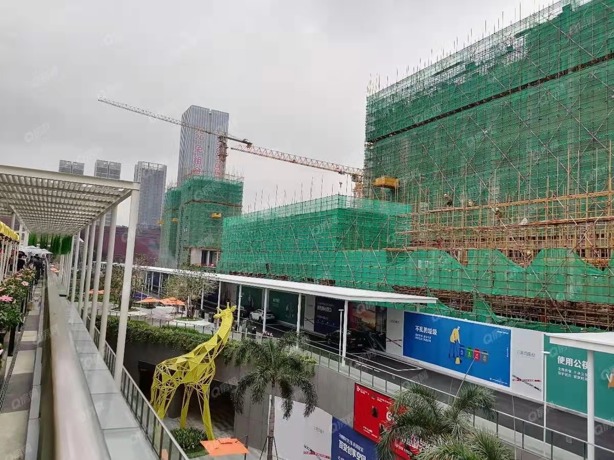 萬科瓏城原點(diǎn)廣場(chǎng)-均價(jià)35000元/平