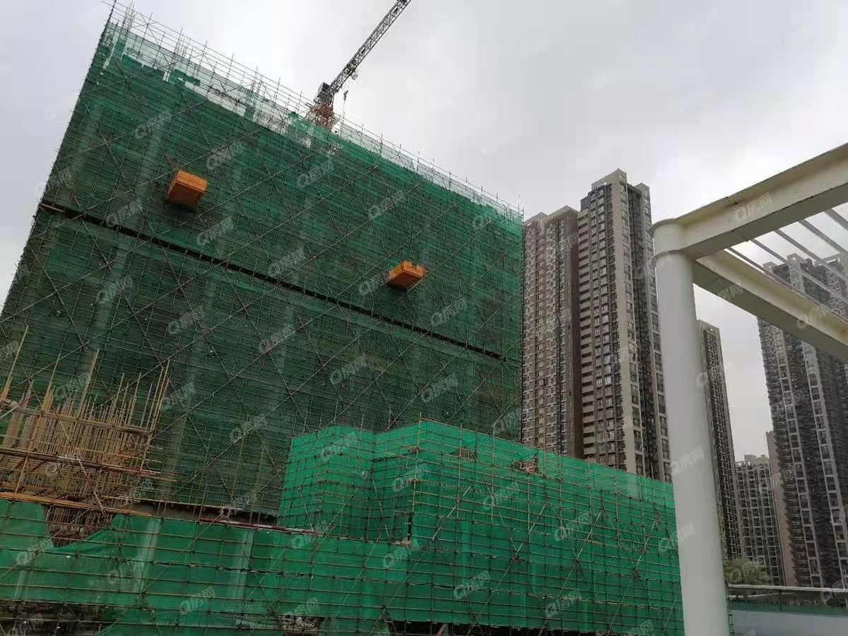 萬科瓏城原點(diǎn)廣場(chǎng)-均價(jià)35000元/平