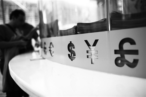 開發(fā)商應(yīng)該先蓋回遷房再蓋商品房